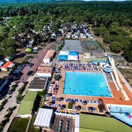 Camping Sunissim La Palmyre L'estanquet 4 *